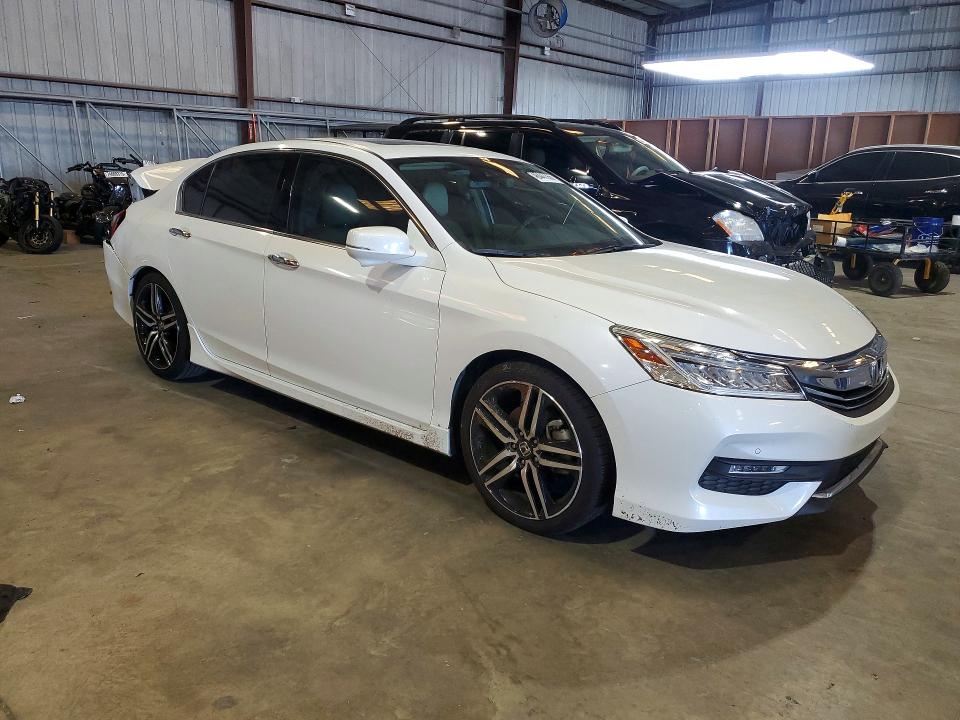 48499786 :رقم المزاد ، 1HGCR3F91HA045904 vin ، 2017 Honda Accord مزاد بيع
