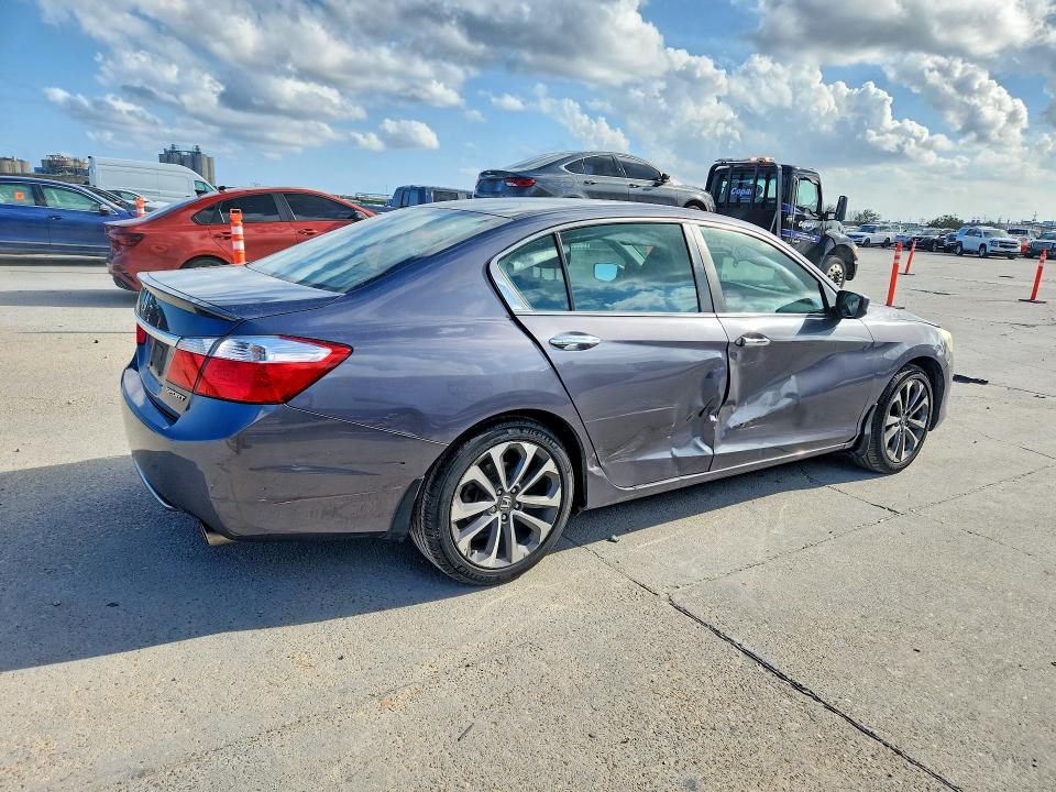79425685 :رقم المزاد ، 1HGCR2F54FA270919 vin ، 2015 Honda Accord مزاد بيع