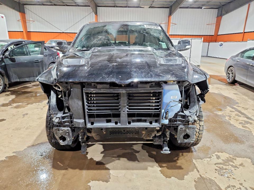 47625236 :رقم المزاد ، 1C6SRFLT2KN719769 vin ، 2019 Ram 1500 مزاد بيع