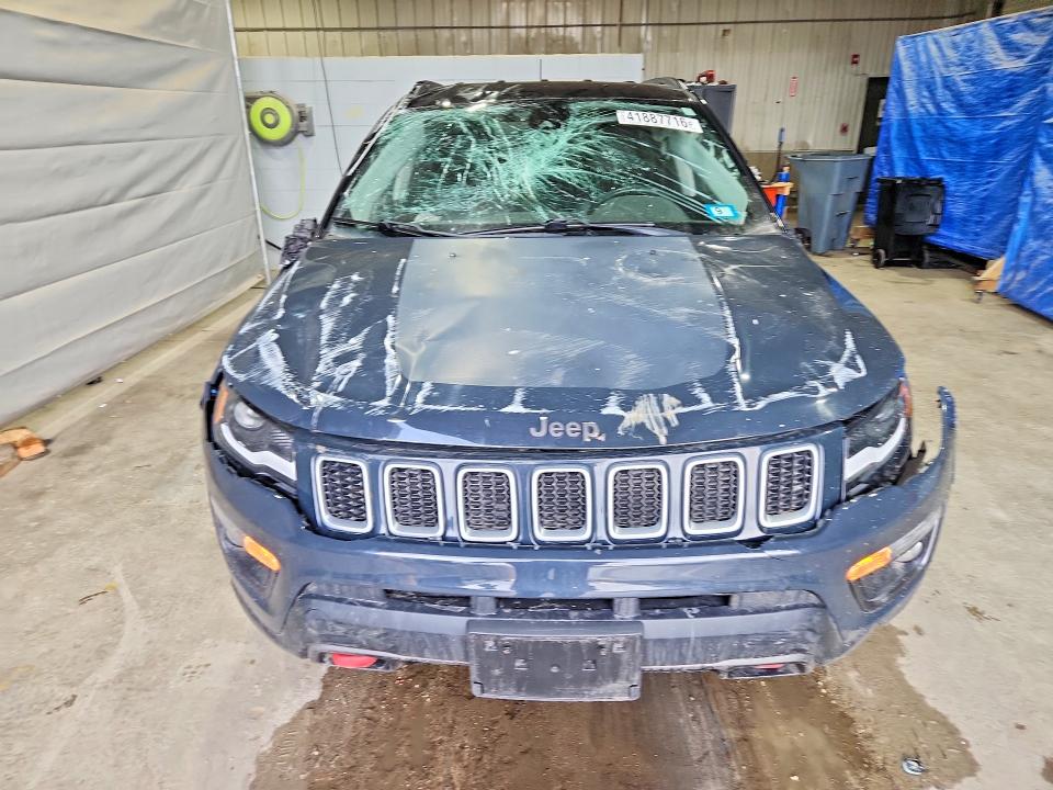 Продаж на аукціоні авто 2018 Jeep Compass, vin: 3C4NJDDB8JT282799, номер лоту: 41887716