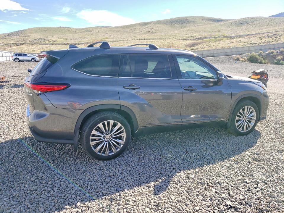 Aukcja sprzedaży 2022 Toyota Highlander Hybrid, vin: 5TDEBRCH3NS097379, numer aukcji: 47437706