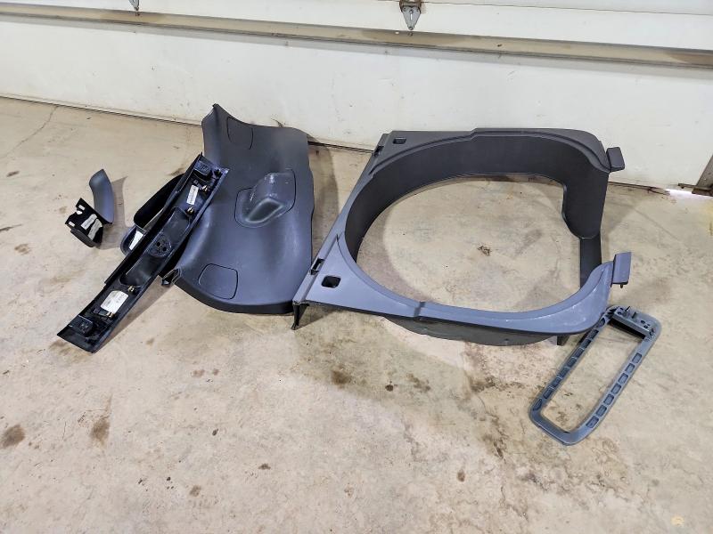 2015 Jeep Cherokee მანქანა იყიდება აუქციონზე, vin: 1C4PJLCS3FW737760, აუქციონის ნომერი: 45828386