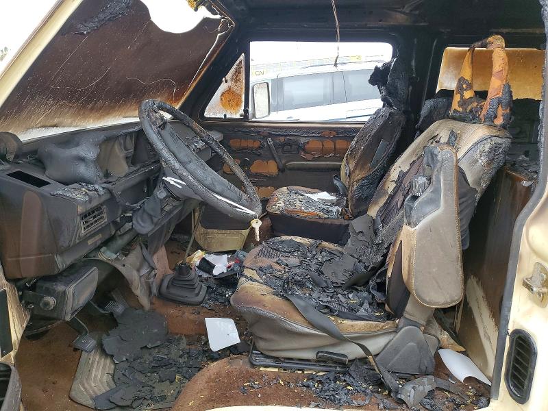 48198196 :رقم المزاد ، WV2ZA0257CH143709 vin ، 1982 Volkswagen Vanagon مزاد بيع