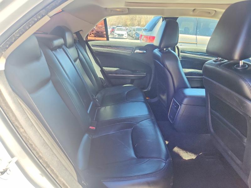 Продажа на аукционе авто 2016 Chrysler 300, vin: 2C3CCARG3GH270506, номер лота: 46934266