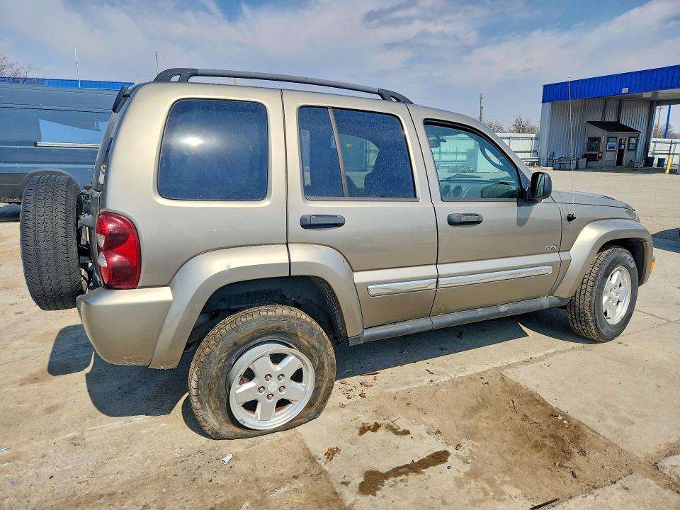 2006 Jeep Liberty მანქანა იყიდება აუქციონზე, vin: 1J4GL48K16W257879, აუქციონის ნომერი: 47769396