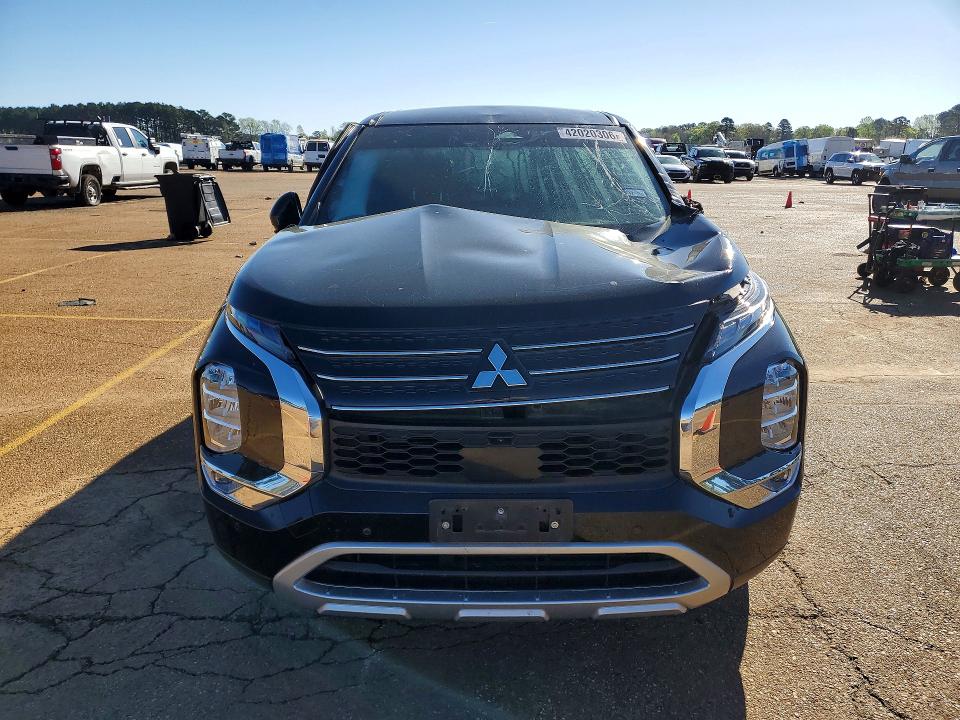 Продаж на аукціоні авто 2022 Mitsubishi Outlander, vin: JA4J3UA85NZ028123, номер лоту: 42020306