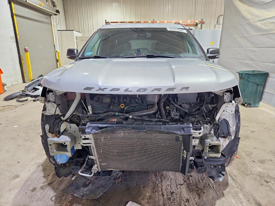 45574866 :رقم المزاد ، 1FM5K8D87JGC89106 vin ، 2018 Ford Explorer مزاد بيع
