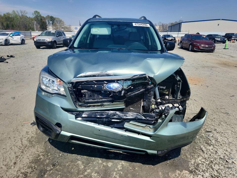 2018 Subaru Forester მანქანა იყიდება აუქციონზე, vin: JF2SJABC2JH417904, აუქციონის ნომერი: 47544266