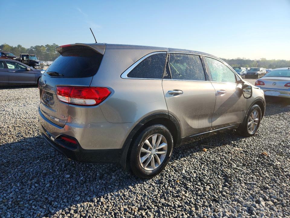 Продажа на аукционе авто 2016 Kia Sorento, vin: 5XYPG4A38GG149318, номер лота: 46637486