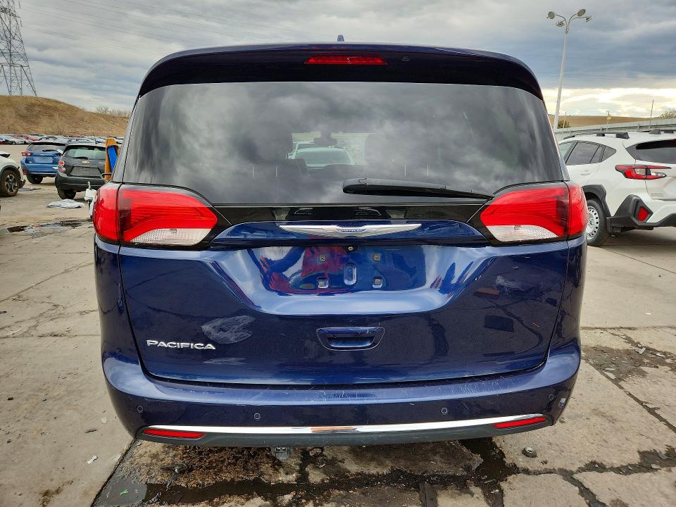 Продаж на аукціоні авто 2017 Chrysler Pacifica, vin: 2C4RC1BG1HR638435, номер лоту: 46892476