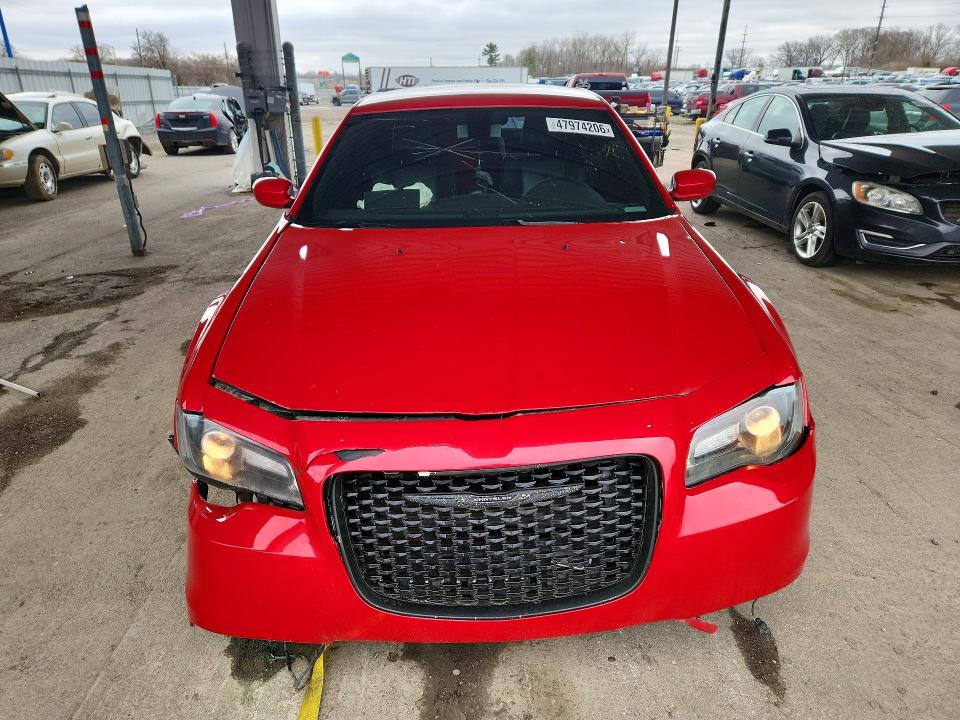 47974206 :رقم المزاد ، 2C3CCAGG2GH152451 vin ، 2016 Chrysler 300 مزاد بيع