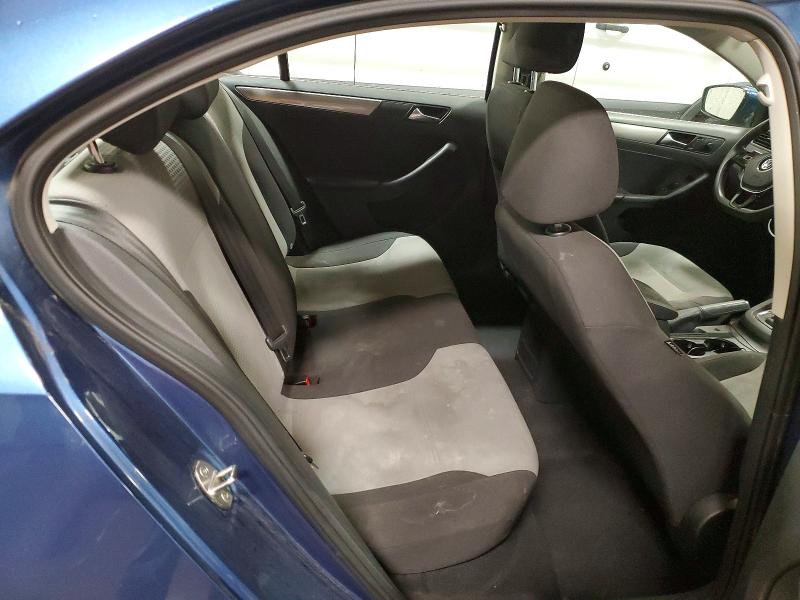 47352136 :رقم المزاد ، 3VW2B7AJ2HM213184 vin ، 2017 Volkswagen Jetta مزاد بيع
