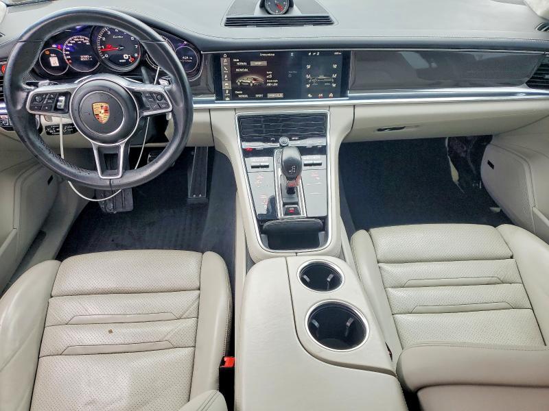 79990935 :رقم المزاد ، WP0AF2A73HL150690 vin ، 2017 Porsche Panamera مزاد بيع