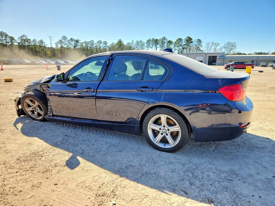 2014 Bmw 328 მანქანა იყიდება აუქციონზე, vin: WBA3A5C51EJ465027, აუქციონის ნომერი: 46189826