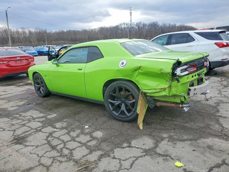 79509975 :رقم المزاد ، 2C3CDZAT8FH723215 vin ، 2015 Dodge Challenger مزاد بيع