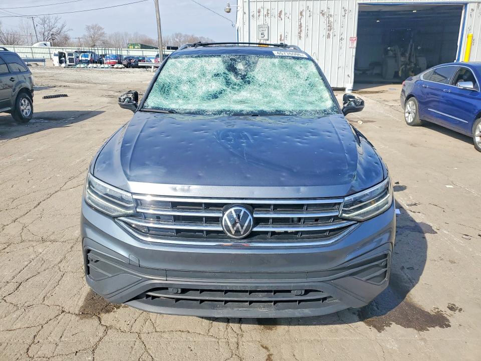 2024 Volkswagen Tiguan მანქანა იყიდება აუქციონზე, vin: 3VVMB7AX3RM068658, აუქციონის ნომერი: 46736596