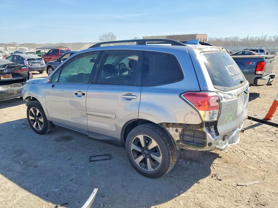 2017 Subaru Forester მანქანა იყიდება აუქციონზე, vin: JF2SJAEC4HH549245, აუქციონის ნომერი: 46334436