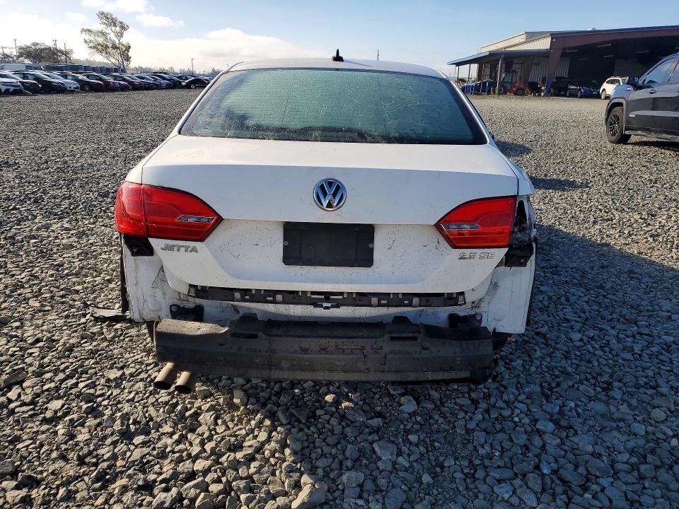 79755535 :رقم المزاد ، 3VWDP7AJ5DM284920 vin ، 2013 Volkswagen Jetta مزاد بيع