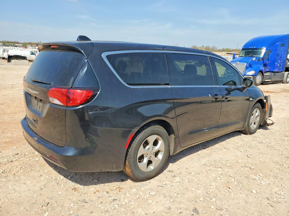 Продаж на аукціоні авто 2017 Chrysler Pacifica, vin: 2C4RC1CG4HR511015, номер лоту: 47970896