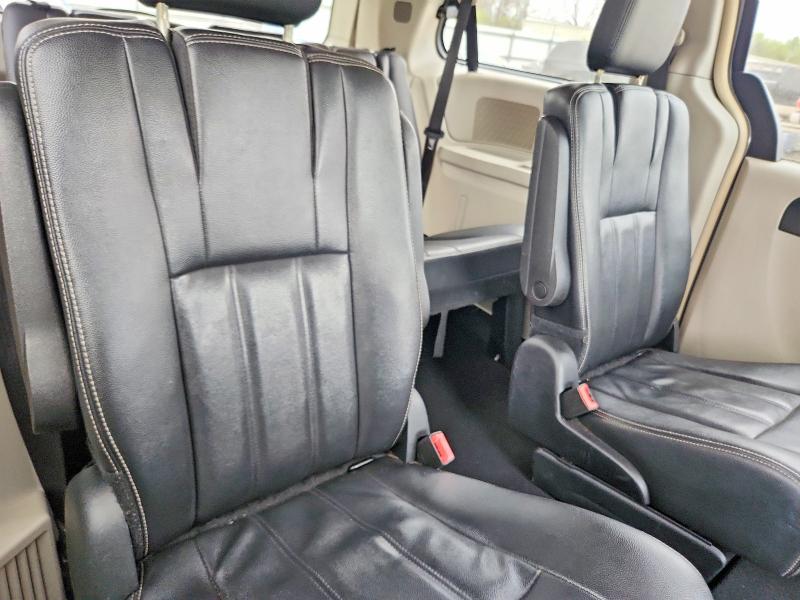 2016 Chrysler Town & Country მანქანა იყიდება აუქციონზე, vin: 2C4RC1BGXGR289970, აუქციონის ნომერი: 46820946