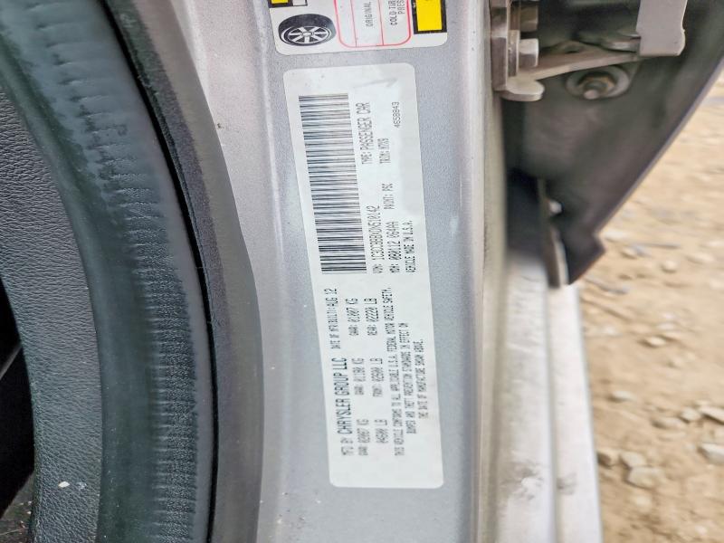 2013 Chrysler 200 მანქანა იყიდება აუქციონზე, vin: 1C3CCBBBXDN510142, აუქციონის ნომერი: 45848136