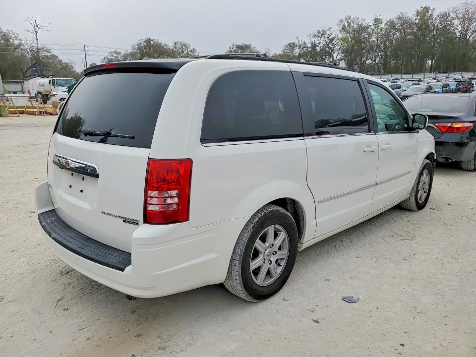 77848955 :رقم المزاد ، 2A4RR8DX5AR448352 vin ، 2010 Chrysler Town & Country مزاد بيع
