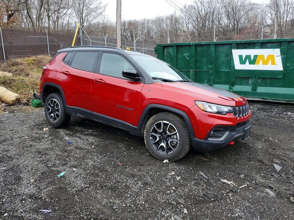 Продажа на аукционе авто 2025 Jeep Compass, vin: 3C4NJDDNXST621879, номер лота: 41845646