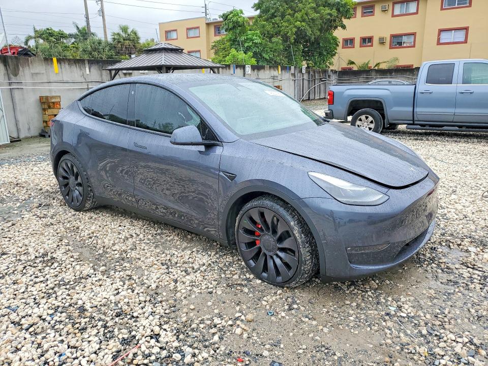 Продажа на аукционе авто 2022 Tesla Model Y, vin: 7SAYGDEF6NF439475, номер лота: 46307966