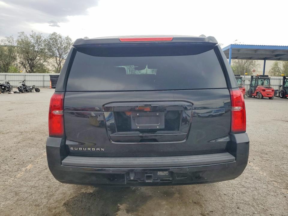 Продажа на аукционе авто 2018 Chevrolet Suburban, vin: 1GNSCHKCXJR143922, номер лота: 48056616