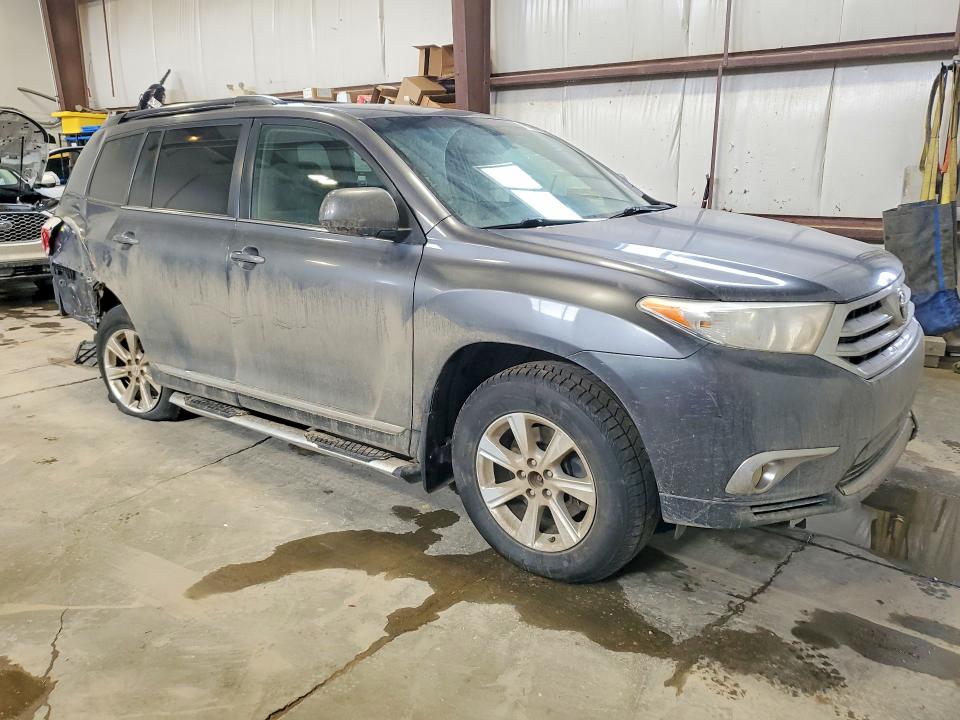 79127015 :رقم المزاد ، 5TDBK3EHXBS084685 vin ، 2011 Toyota Highlander مزاد بيع