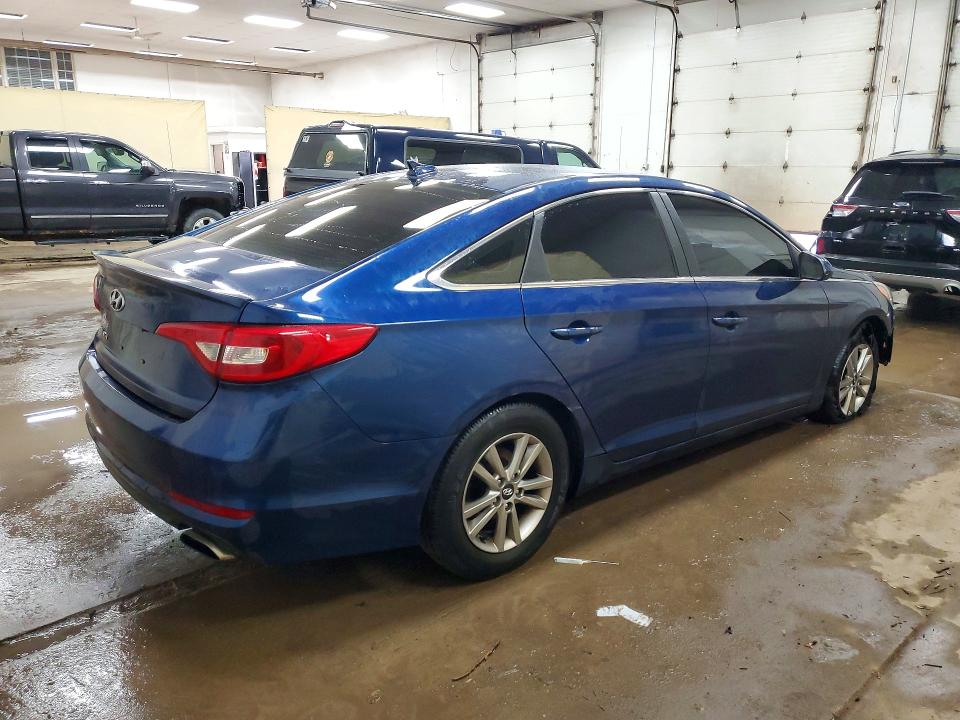 2015 Hyundai Sonata მანქანა იყიდება აუქციონზე, vin: 5NPE24AF7FH166022, აუქციონის ნომერი: 46861056