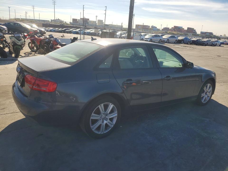 Продаж на аукціоні авто 2010 Audi A4, vin: WAUAFAFL1AN021936, номер лоту: 46537926