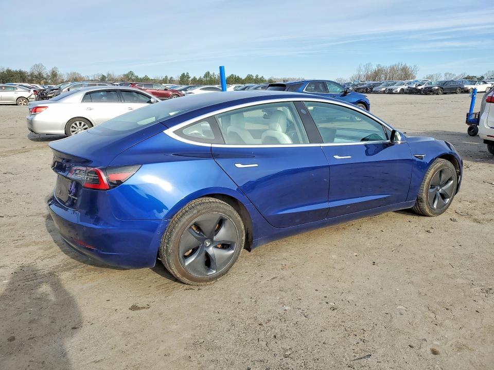 Продаж на аукціоні авто 2018 Tesla Model 3, vin: 5YJ3E1EB5JF096502, номер лоту: 47073646