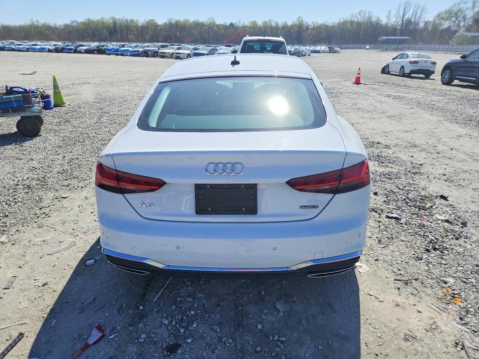 2022 Audi A5 მანქანა იყიდება აუქციონზე, vin: WAUFACF50NA012983, აუქციონის ნომერი: 46915906