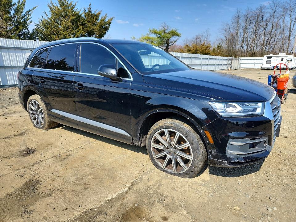 2017 Audi Q7 მანქანა იყიდება აუქციონზე, vin: WA1LAAF7XHD014832, აუქციონის ნომერი: 47479626