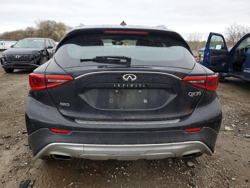 47561356 :رقم المزاد ، SJKCH5CR5JA055257 vin ، 2018 Infiniti Qx30 مزاد بيع