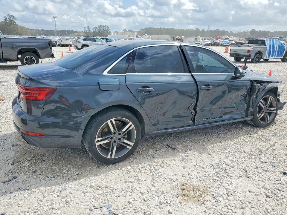 Продаж на аукціоні авто 2018 Audi A4, vin: WAUMMAF41JN010902, номер лоту: 79246225