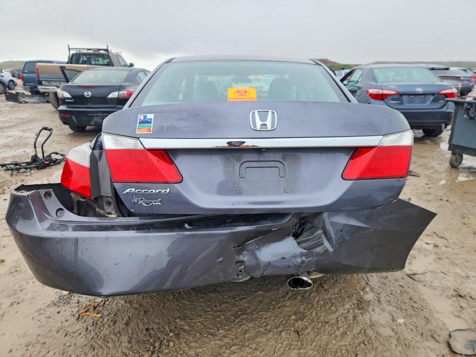 41931426 :رقم المزاد ، 1HGCR2F32FA231924 vin ، 2015 Honda Accord مزاد بيع