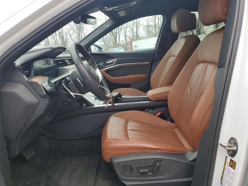 78952315 :رقم المزاد ، WA1LAAGE8NB012291 vin ، 2022 Audi E-tron مزاد بيع