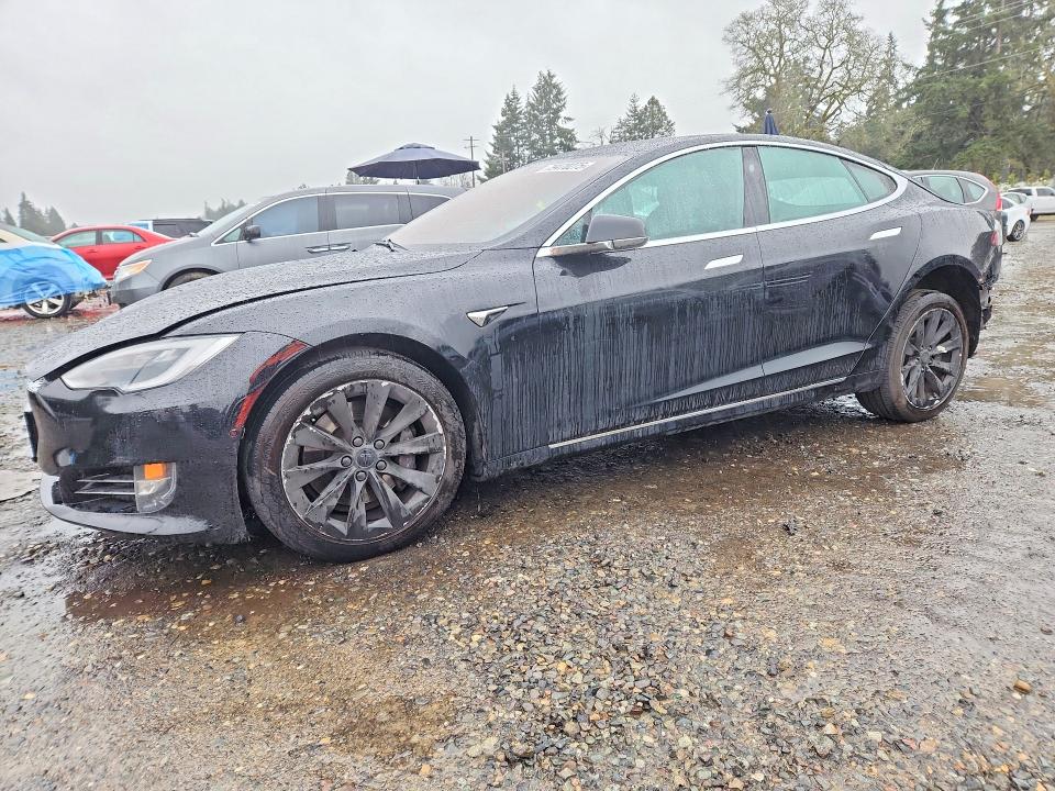 Продажа на аукционе авто 2018 Tesla Model S, vin: 5YJSA1E23JF245822, номер лота: 79470275