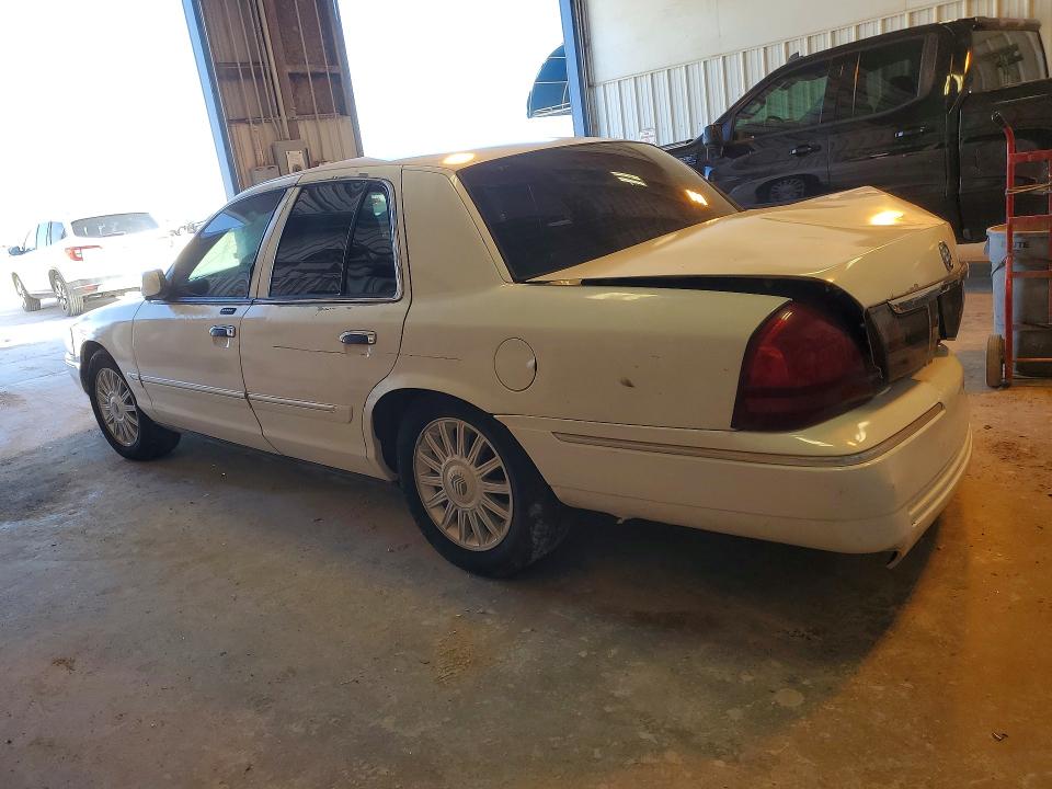 2008 Mercury Grand Marquis მანქანა იყიდება აუქციონზე, vin: 2MEFM75V98X646967, აუქციონის ნომერი: 45773216