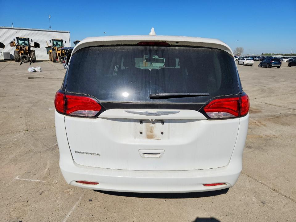 46505856 :رقم المزاد ، 2C4RC1CG2HR553621 vin ، 2017 Chrysler Pacifica مزاد بيع
