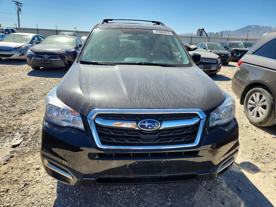 Продаж на аукціоні авто 2018 Subaru Forester, vin: JF2SJAEC5JH428102, номер лоту: 41669016