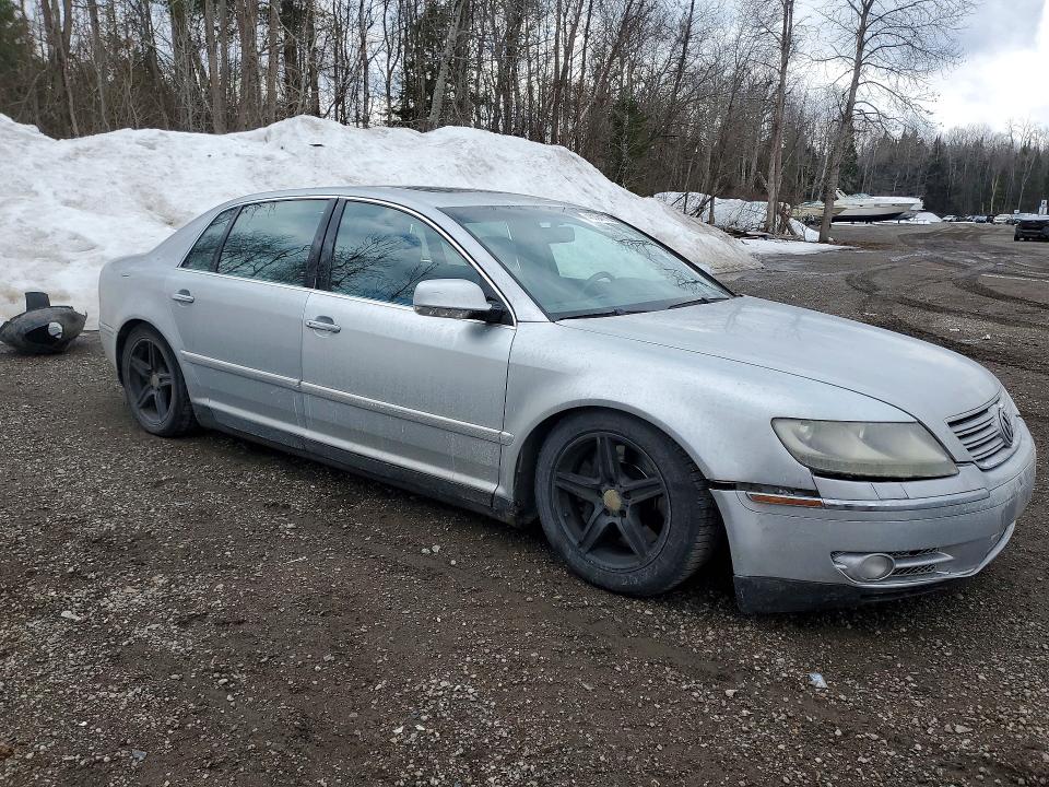 2004 Volkswagen Phaeton მანქანა იყიდება აუქციონზე, vin: WVWAF63D448008355, აუქციონის ნომერი: 46094116