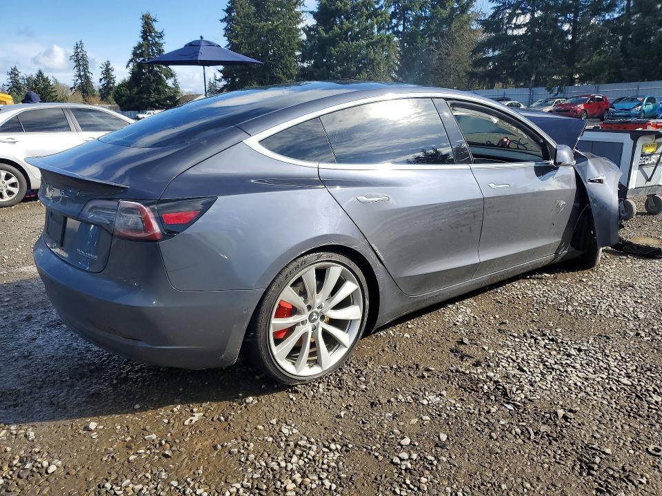 Продажа на аукционе авто 2019 Tesla Model 3, vin: 5YJ3E1EB2KF367355, номер лота: 47319806