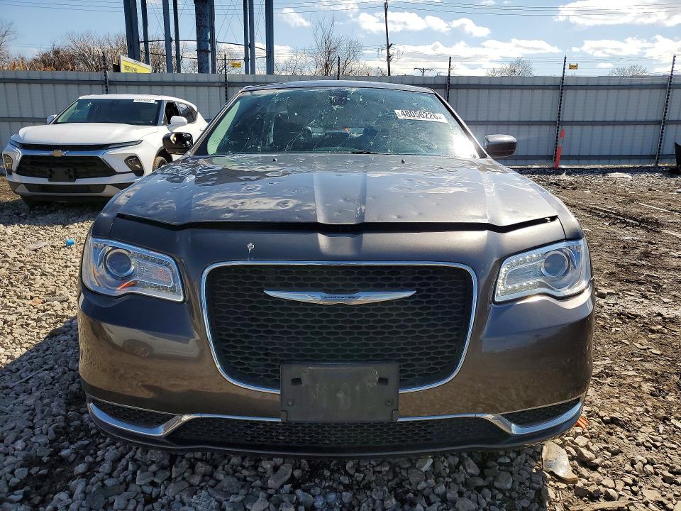 Продажа на аукционе авто 2015 Chrysler 300, vin: 2C3CCAAG4FH882272, номер лота: 48056226