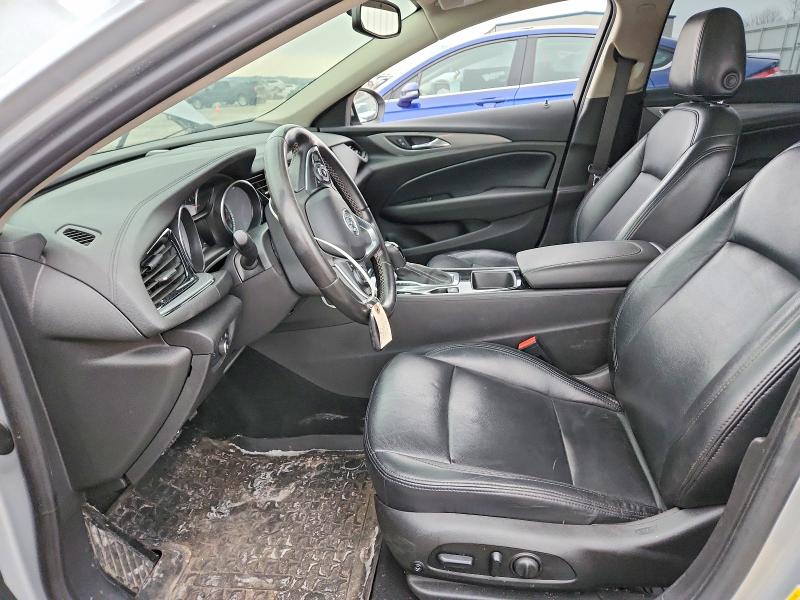 76639505 :رقم المزاد ، W04GU8SX6J1067316 vin ، 2018 Buick Regal Tourx مزاد بيع