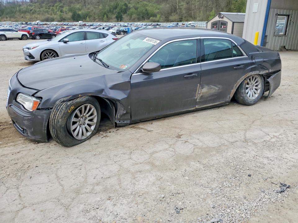 46690136 :رقم المزاد ، 2C3CCAAGXDH707506 vin ، 2013 Chrysler 300 مزاد بيع