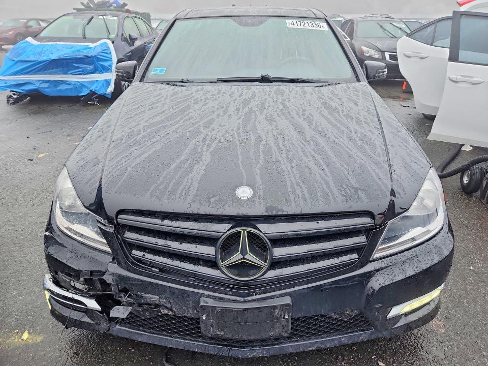 2013 Mercedes-benz C მანქანა იყიდება აუქციონზე, vin: WDDGF4HB0DA802807, აუქციონის ნომერი: 41721336