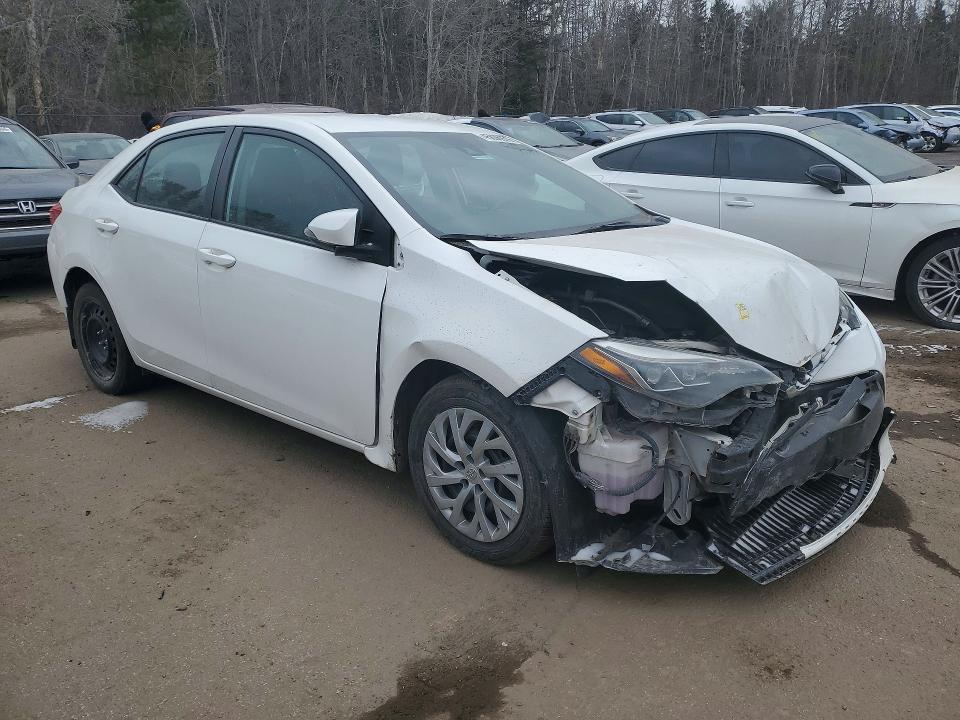45636976 :رقم المزاد ، 2T1BURHE8JC982837 vin ، 2018 Toyota Corolla مزاد بيع